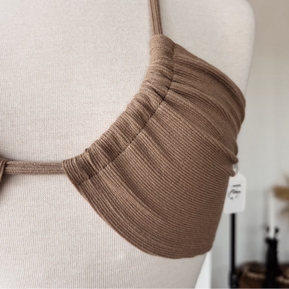 MULTI-WEAR TAN RIBBED TOP - Picture 4 of 6